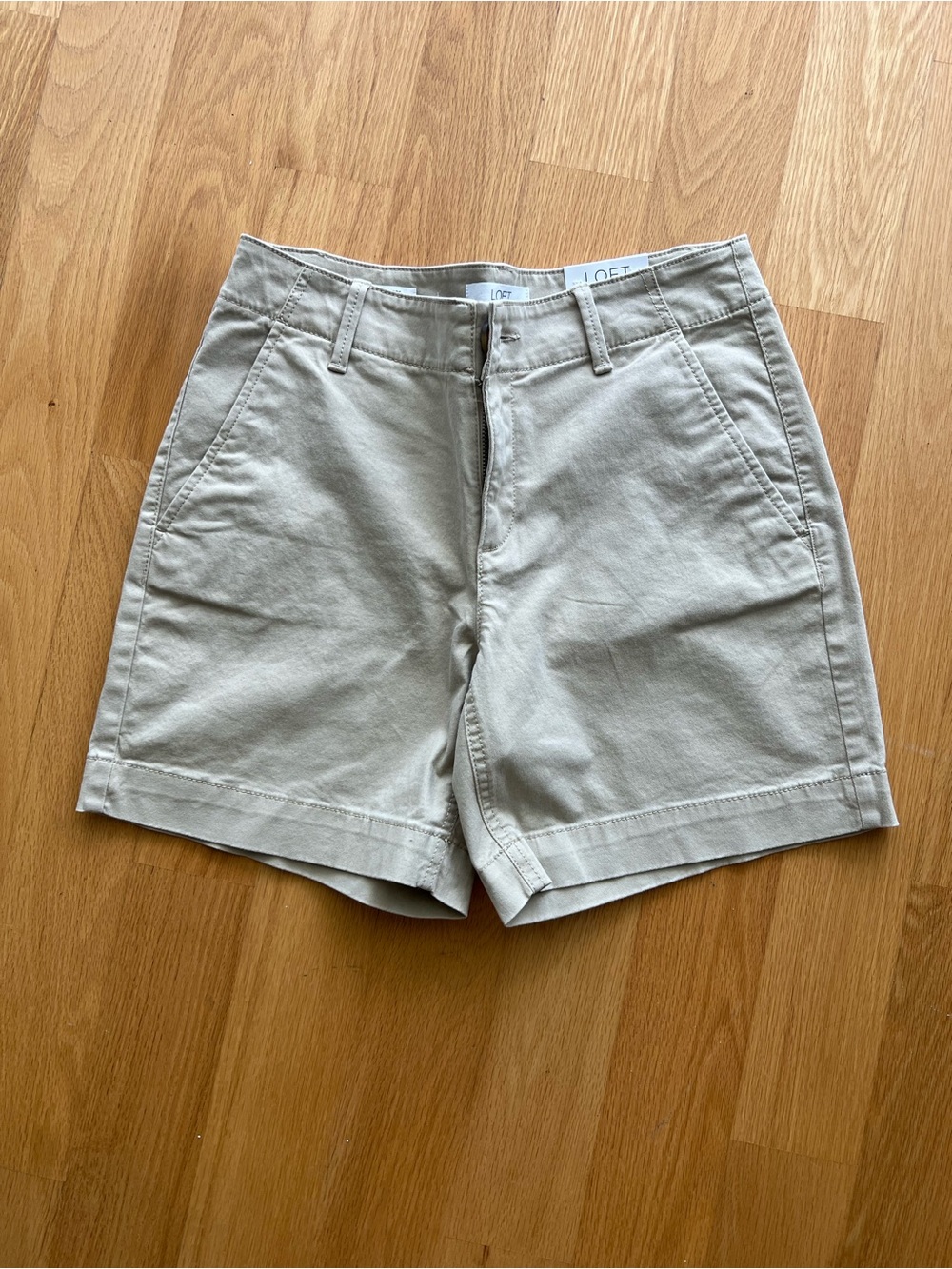 Loft khaki shorts - new with tags